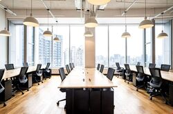 Arc 380 (D8), Office #569997491